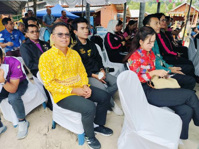 ร่วมงานรวมญาติชาติพันธ์ ชาวเล ครั้งที่ 14 และสถาปนาพื้นที่คุ้มครองวิถีชีวิตกลุ่มชาติพันธุ์ชาวเล
