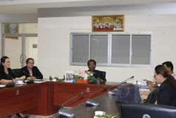 องค์การบริหารส่วนตำบลอ่าวนางประชุมคณะกรรมการติดตามและประเมินผลแผนพัฒนา 3 ปี ในรอบปีงบประมาณ 2559