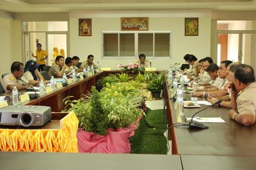 อบต.อ่าวนาง จัดประชุมสภาฯ สมัยสามัญ สมัยที่ 2 ประจำปี 2557