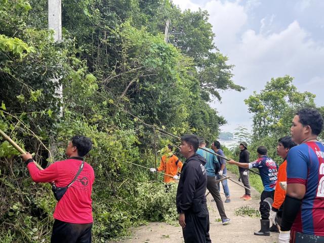 โครงการขยายเขตไฟฟ้าสาธารณะพื้นที่หมู่ 8 บ้านแหลมตง เกาะพีพี