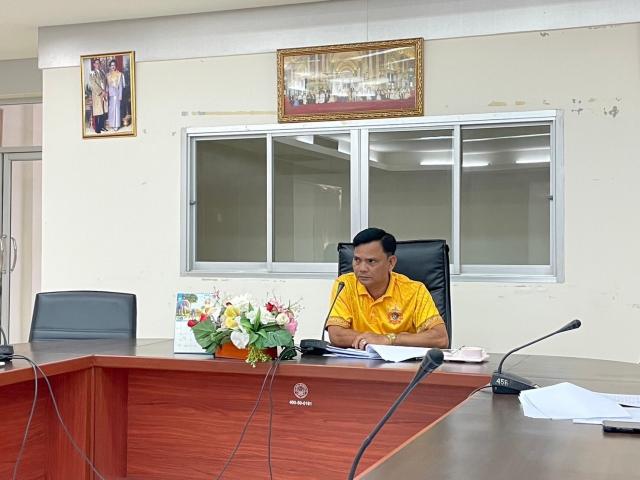 ประชุมคณะกรรมการติดตามแผนและประเมินผลแผนพัฒนาองค์การบริหารส่วนตำบลอ่าวนาง