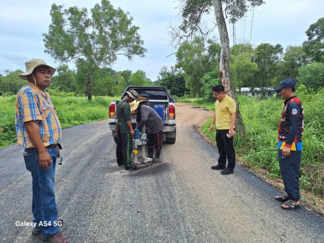 ตรวจวัดความหนาของชั้นทางถนนแอสฟัลต์คอนกรีต พื้นที่หมู่ที่ 3