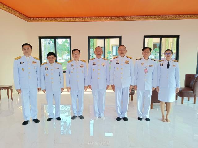 ร่วมพิธีอันเชิญพระบรมสารีริกธาตุ