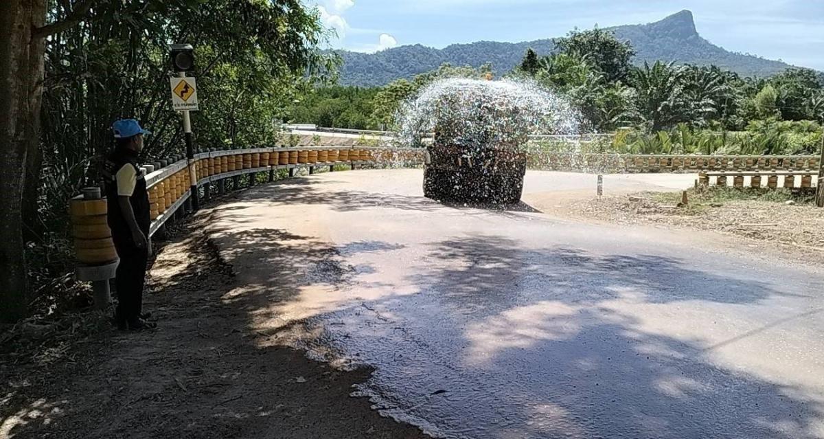 ปรับปรุงภูมิทัศน์และพัฒนาท้องถิ่นให้เป็นเมืองสะอาด สวยงาม ลดฝุ่นละออง