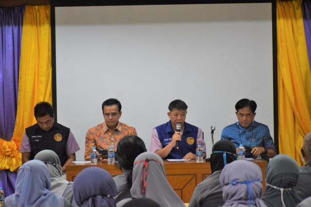 อำเภอเมืองกระบี่จัดประชุมการควบคุมป้องกันการระบาดไข้เลือดออก พื้นที่ตำบลอ่าวนาง