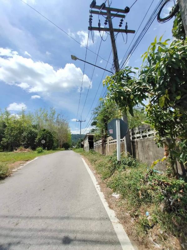 เจ้าหน้าที่กองช่าง ลงพื้นที่ ซ่อมบำรุงไฟฟ้า