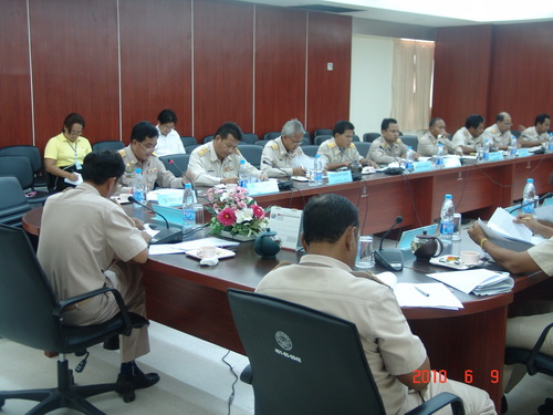 ประชุมสภาอบต.อ่าวนาง 9 มิถุนายน 2553